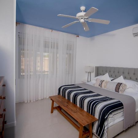 Appartamento Ocho Rios Penthouse At Whispering Seas Esterno foto