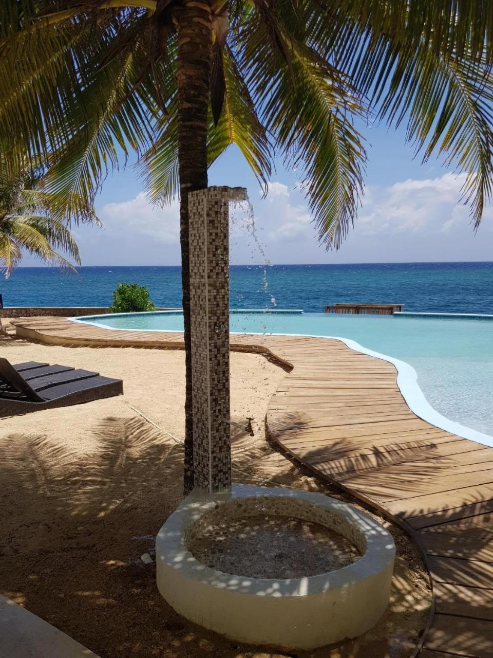 Appartamento Ocho Rios Penthouse At Whispering Seas Esterno foto